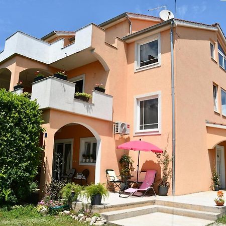 Apartmani Joja Biograd Na Moru Exteriér fotografie