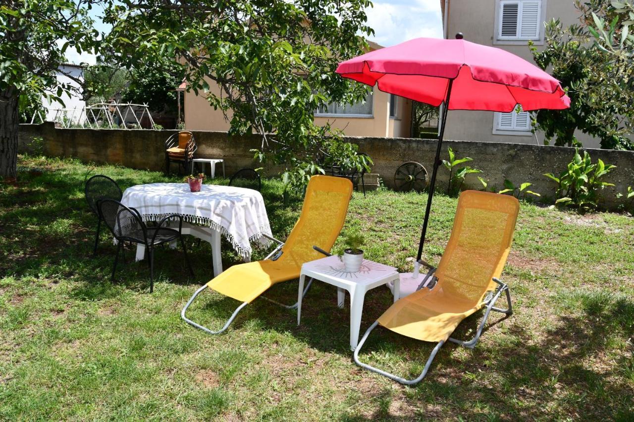 Apartmani Joja Biograd Na Moru Exteriér fotografie
