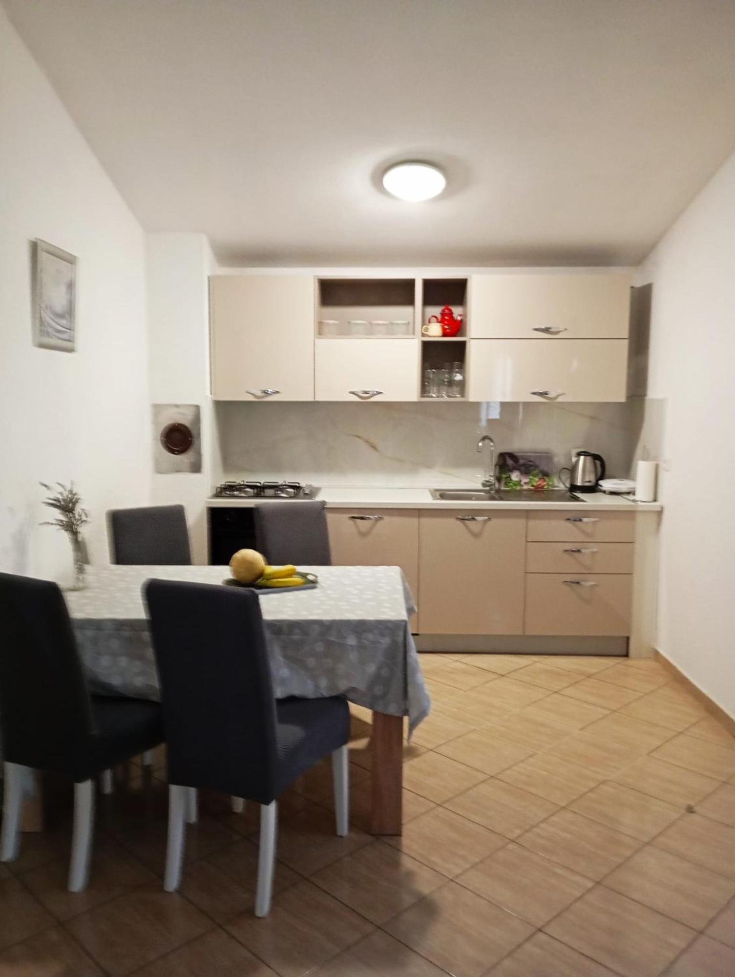 Apartmani Joja Biograd Na Moru Exteriér fotografie